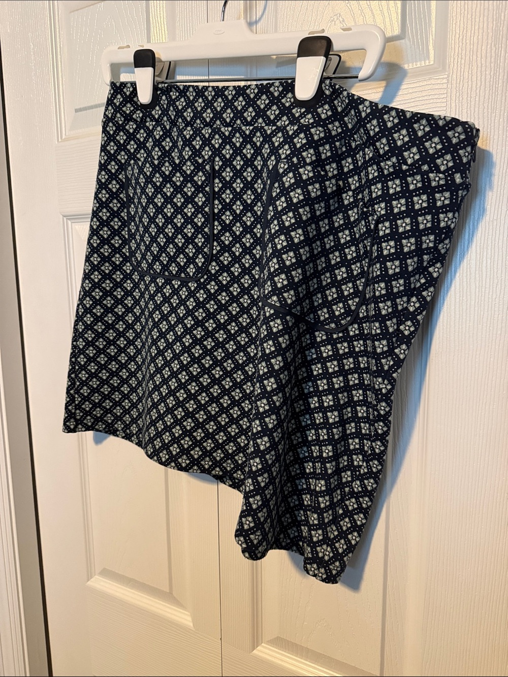 LOFT Navy and White Patterned Skater Skirt